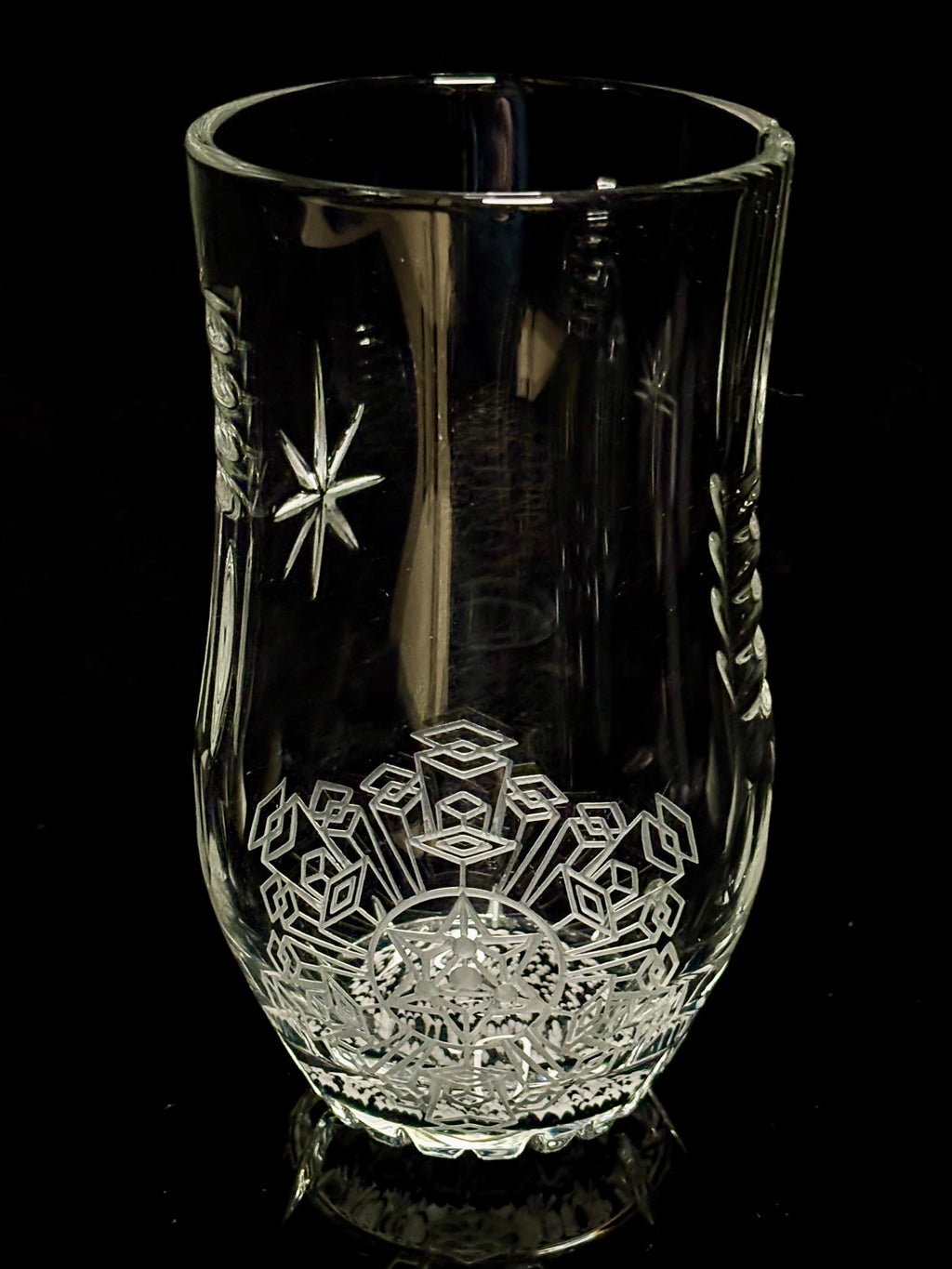 Geo Sandblast Dimensional Pint