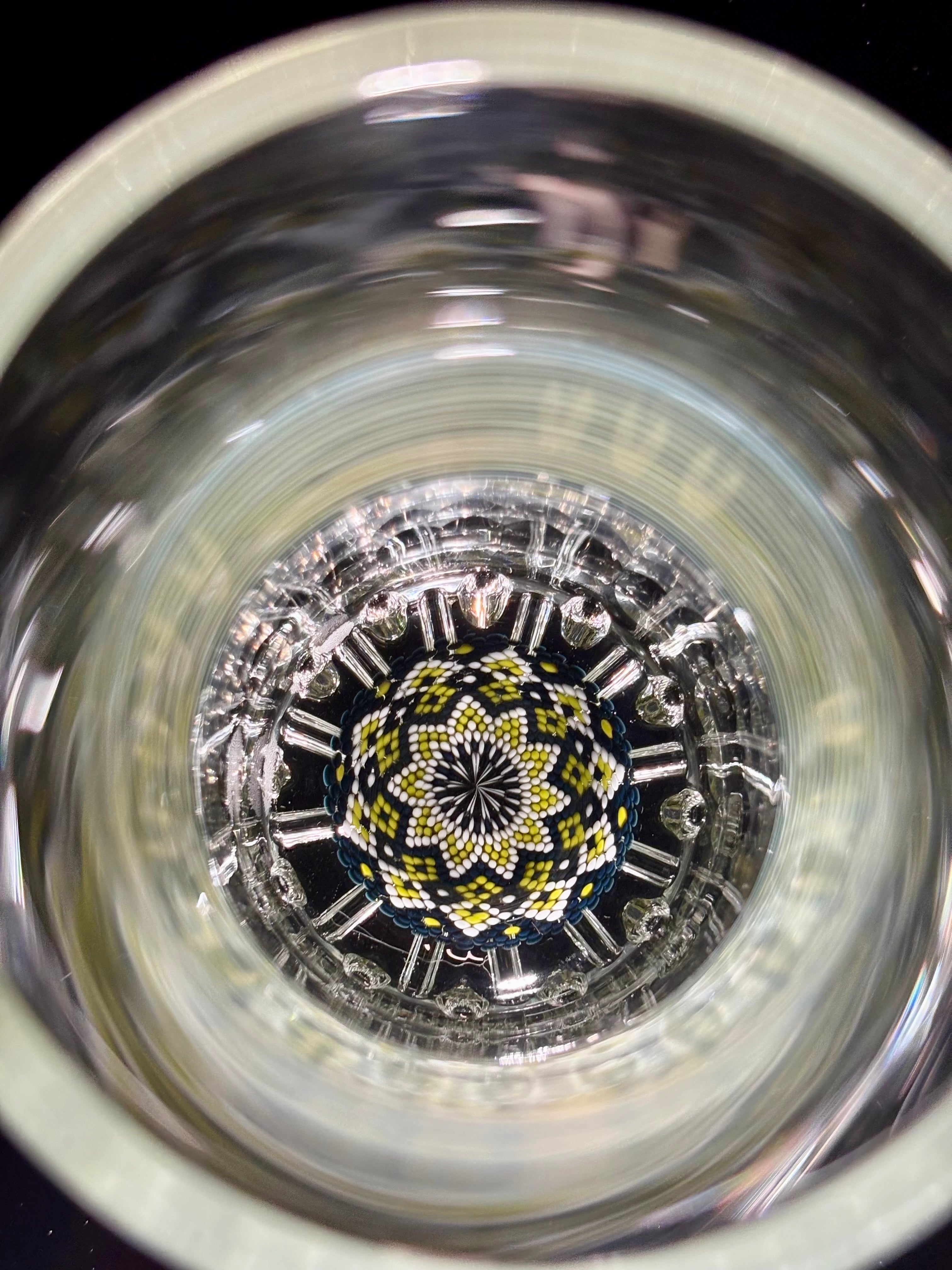 CFL twist encalmo pint