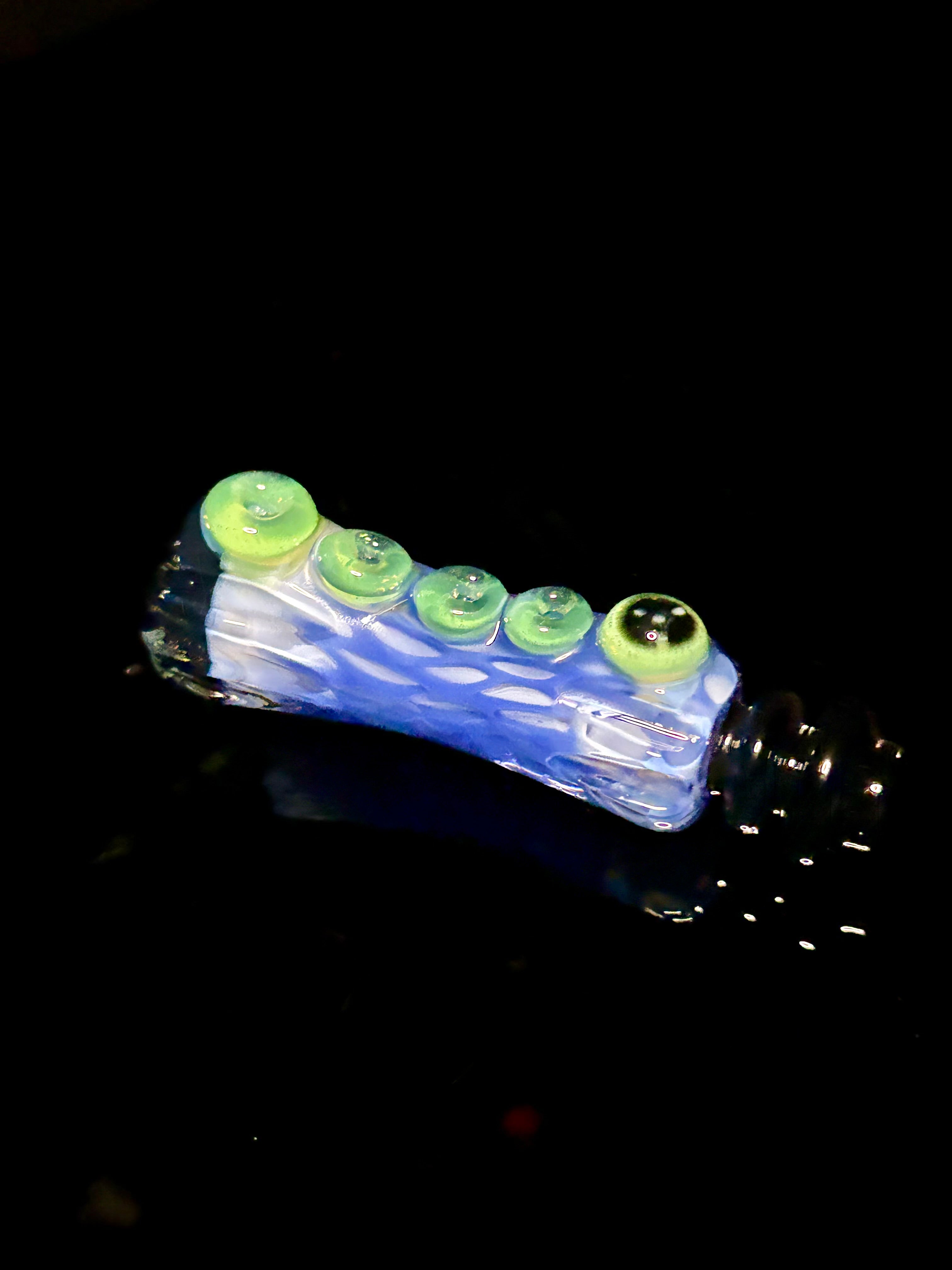 Honeycomb chillum