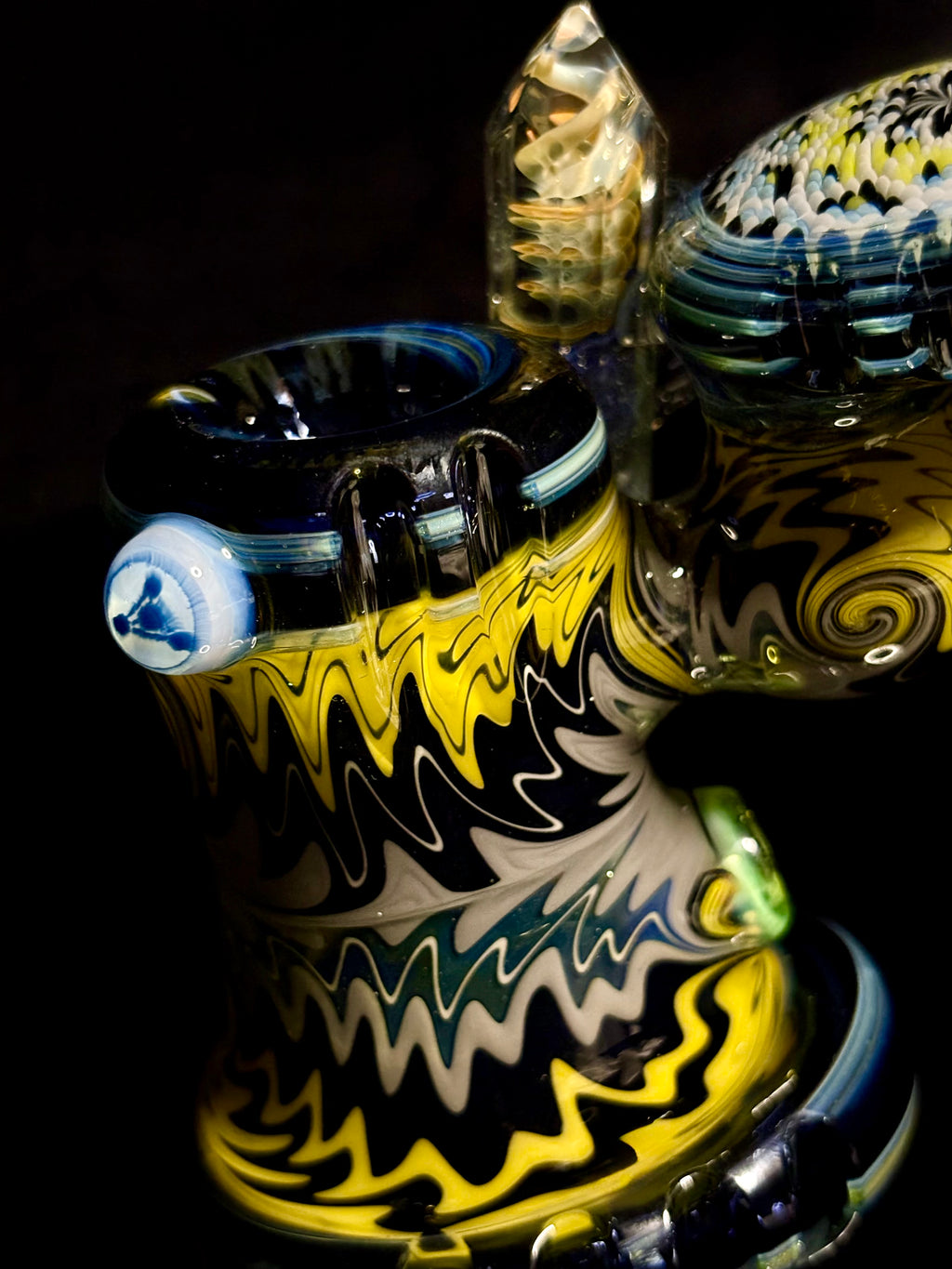 Twisted crystal sherlock