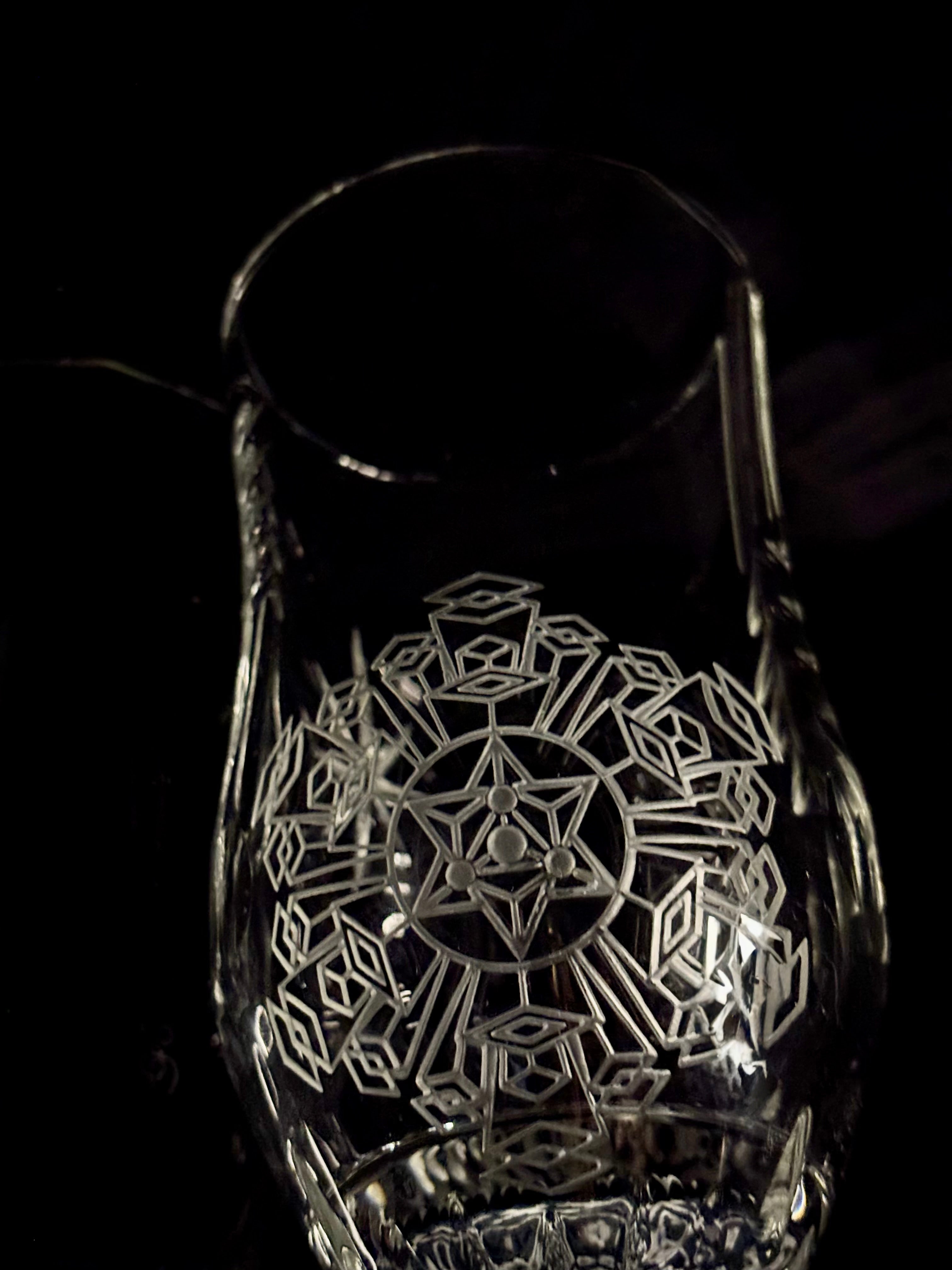 Geo Sandblast Dimensional Pint