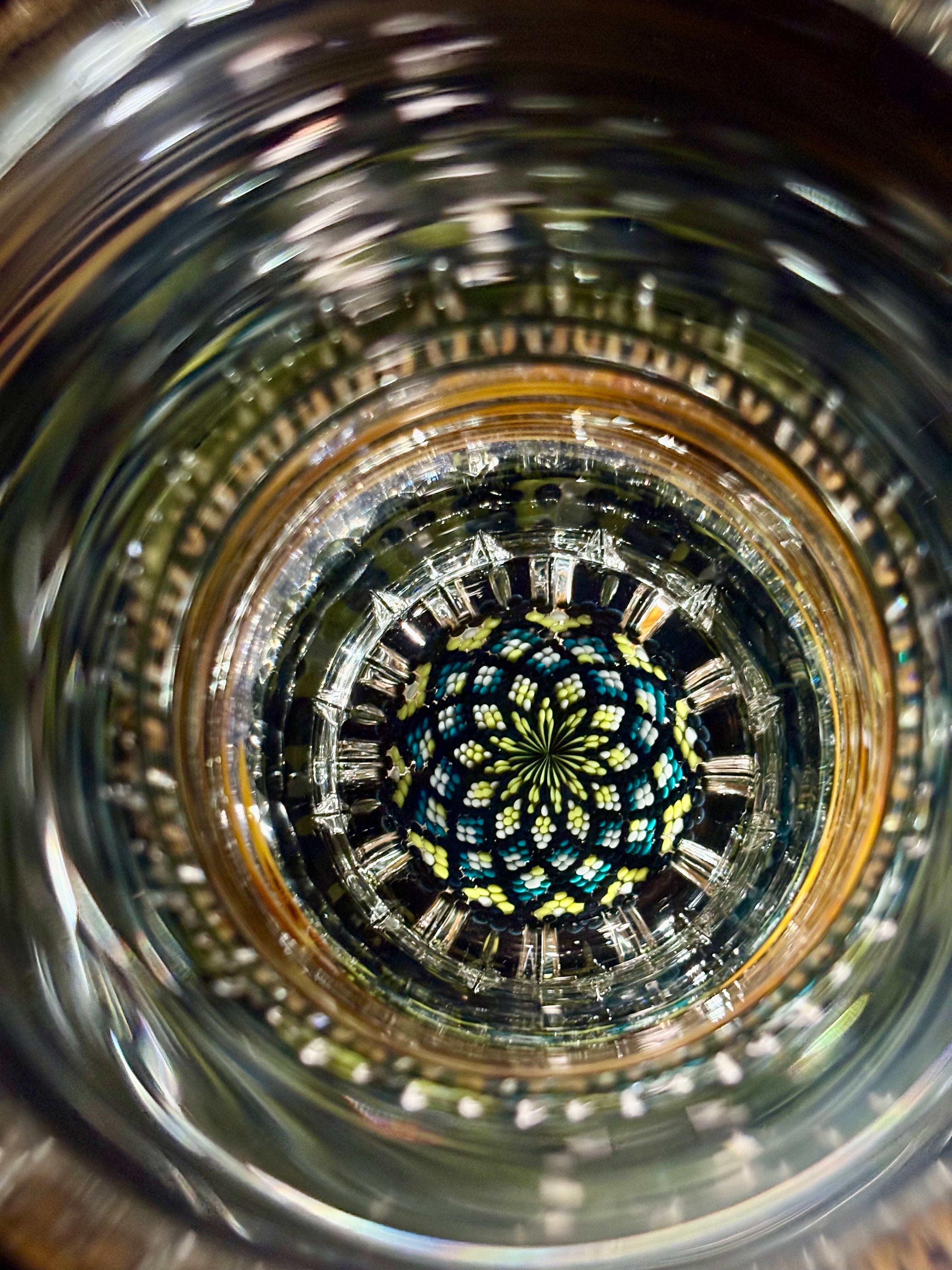 Crushed opal encalmo pint