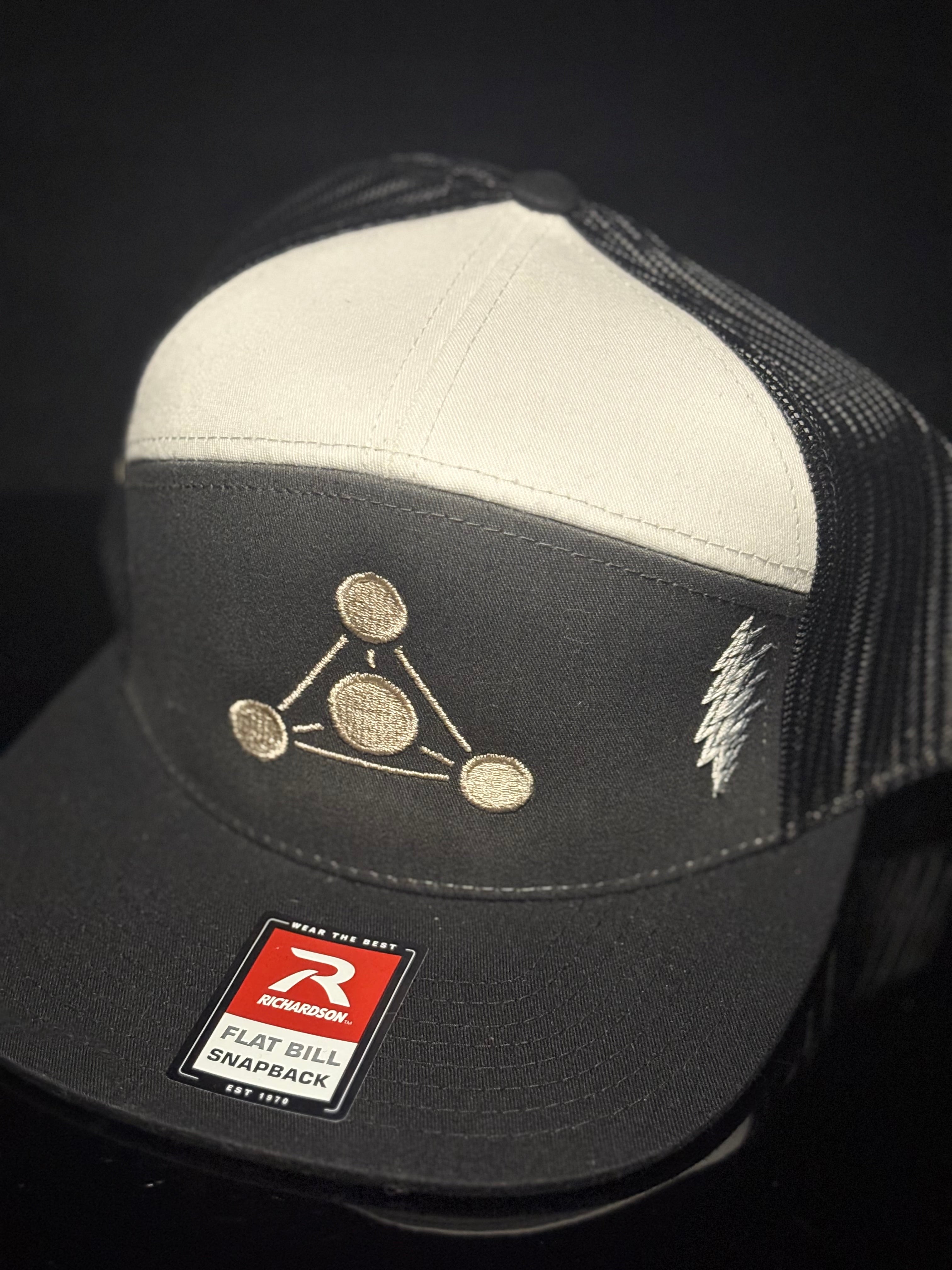 Bolt tan/black RS hat