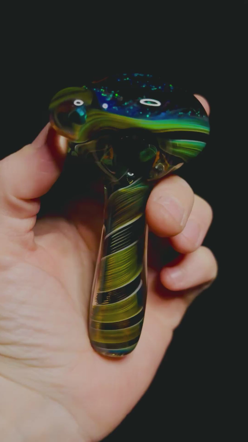 Wig wag twist spoon