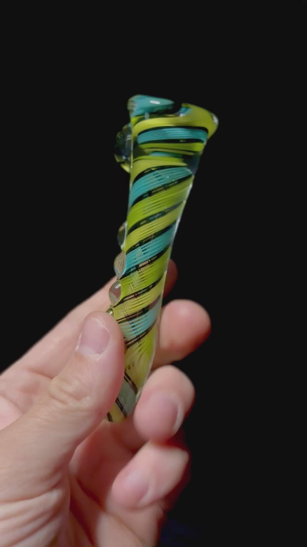 Twist Chillum